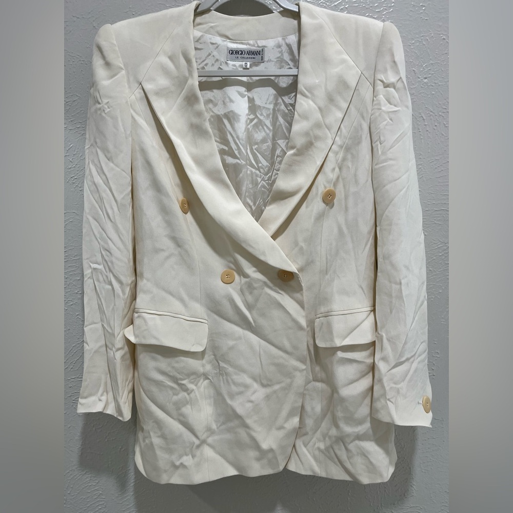 Giorgio Armani Le Collezoni Double Breasted Blazer Jacket Ivory Cream Color 10